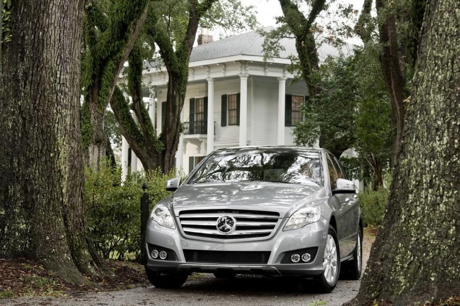  Mercedes-Benz R-Class 2011 года  (фото 100 из 186)